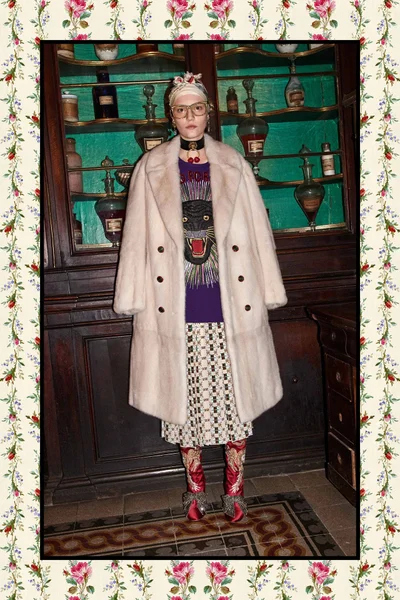 Look 11